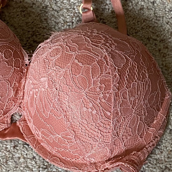 Very sexy push up - Picture 2 of 5